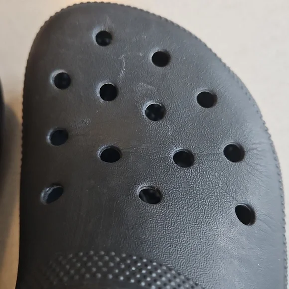 Black Crocs - Picture 3 of 8